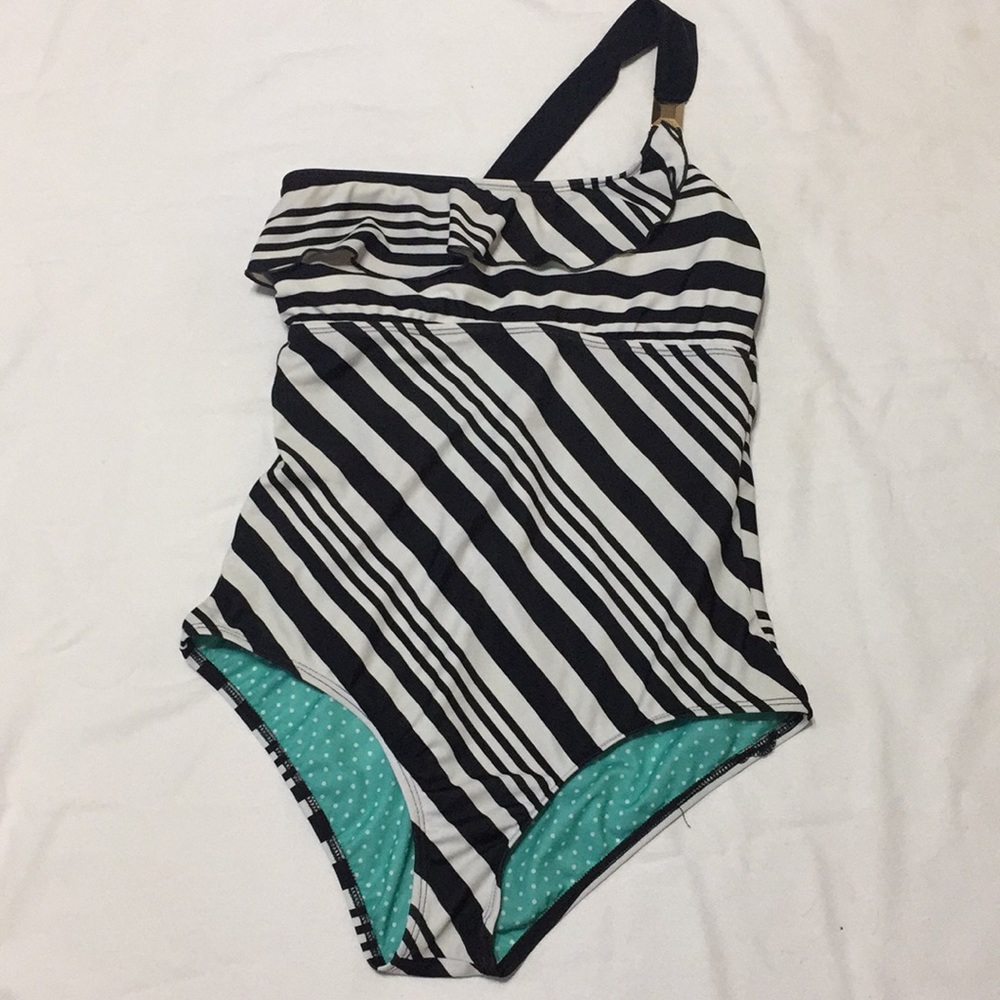 Guess one piece bathing suit